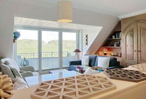 صورة غير مصنفة، 3 من 25، زرّ