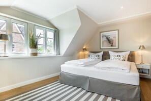 4 Schlafzimmer, Bügeleisen/Bügelbrett, WLAN, Bettwäsche