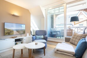 Télévision, lecteur de DVD, chaîne hi-fi