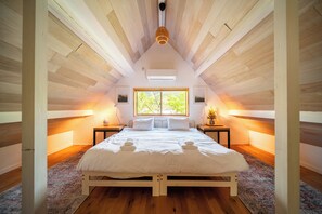 Basic Cottage | 2 bedrooms, desk, free WiFi, bed sheets - Hakuba Bliss Cottage (Hakuba)