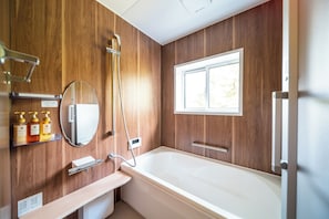Basic Cottage | Bathroom