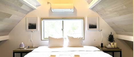 Basic Cottage | 2 bedrooms, desk, free WiFi