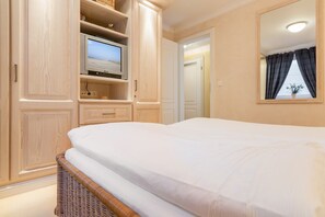 2 chambres, fer et planche Ă repasser, Wi-Fi, draps fournis
