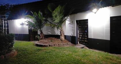 Midway Motel and Villas