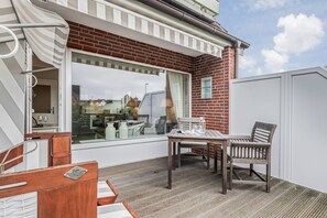 Luokittelematon kuva, 3 kautta 20, painike