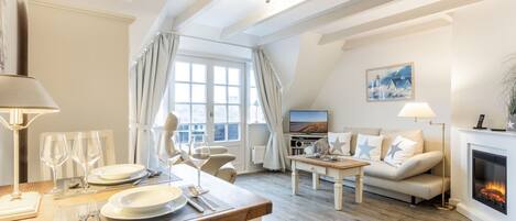 TV, DVD player, stereo