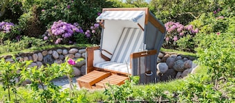 Hyggelig Hus - In Bester, Strandnaher Lage Gelegenes, Freistehendes Luxus-haus Unter Reet