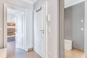 Unclassified image, 3 of 28, button