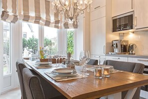 Imagen sin descripción, 3 de 24, botón