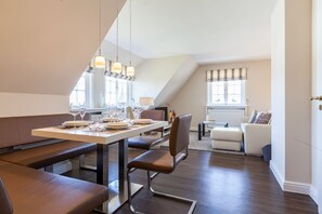 Dining - Sünnaklaas - Top Lage mit Meerblick. Design-ausstattung. Kuschelig Unter Reet (Wenningstedt-Braderup (Sylt))