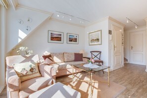 Télévision, chaîne hi-fi