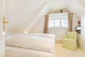 Unclassified image, 3 of 22, button - Carin, App. 6 - Domizil in Dorfteichlage für bis zu 4 Personen (Wenningstedt-Braderup (Sylt))