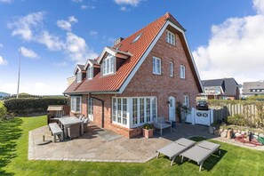 Exterior - Haus am Strand, Beachfront - Strand, Meer & Luxus (Wenningstedt-Braderup (Sylt))
