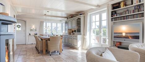 تناول الطعام