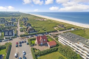 Exterior - Haus am Strand, Beachfront - Strand, Meer & Luxus (Wenningstedt-Braderup (Sylt))