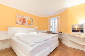 3 bedrooms, desk, iron/ironing board, WiFi - Haus am Strand, Beachfront - Strand, Meer & Luxus (Wenningstedt-Braderup (Sylt))