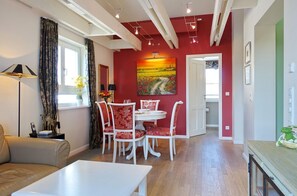 Uklassifisert bilde, 2 av 22, knapp