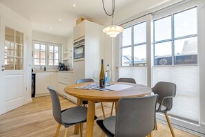 Uklassifisert bilde, 3 av 30, knapp