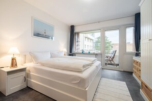 1 sovrum, strykjÀrn/strykbrÀda, wi-fi och sÀngklÀder
