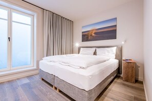 1 bedroom, in-room safe, iron/ironing board, WiFi - Hafen27list, Haus 8 - Hausteil im EG, UG, OG, DG, ca. 219m² Nutzfläche, 2 Parkplätzen, Nichtraucher (List)