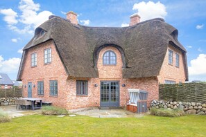 Imagen sin descripción, 3 de 28, botón