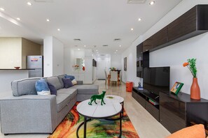 Apartment | 1 bedroom, soundproofing, iron/ironing board, cots/infant beds - The Jewels Tower (Dubai)