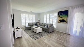 Smart TV - GRACE - Timeless Style in Central Location (West Busselton)