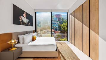 1 habitación, tabla de planchar con plancha, wifi y ropa de cama