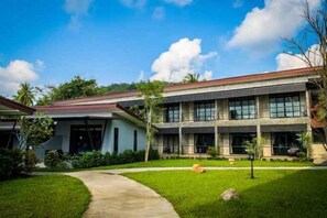 Exterior - Sea Stone Hotel Sichon (Sichon)