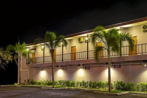 Exterior - Sea Stone Hotel Sichon (Sichon)