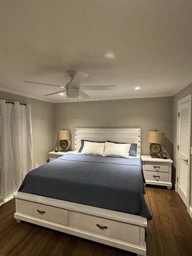 New Beach Cabana with Mini Golf