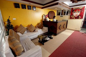 Lobby - De Hotel Veda (Kathmandu)