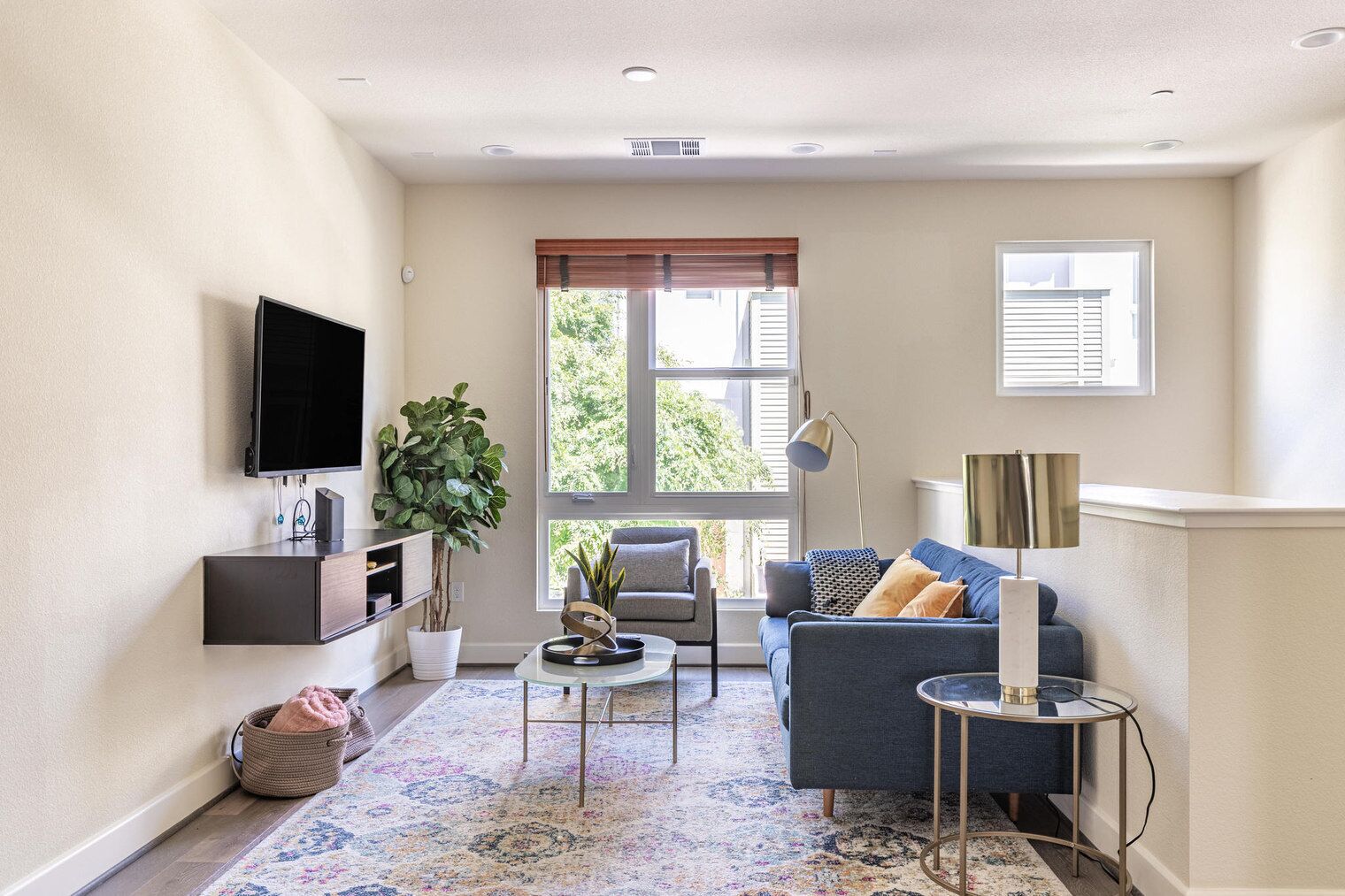 Airy San Mateo 2BR w/ Parking & A/C, nr Shops & Parks, by Blueground
