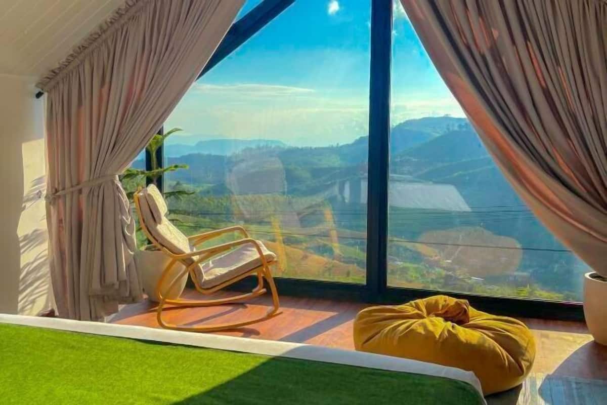 Roupas de cama premium, ferros/tábuas de passar roupa, Wi-Fi de cortesia