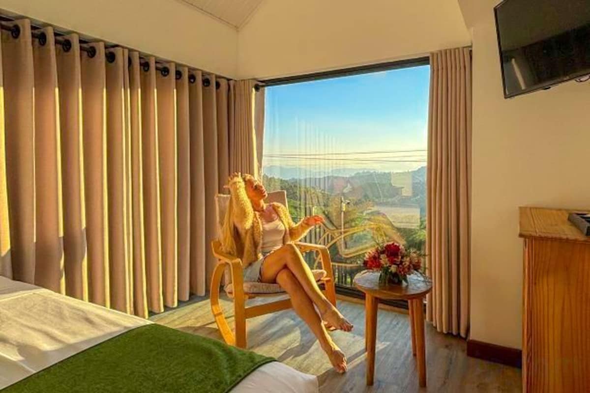 Junior Loft With Mountain View
