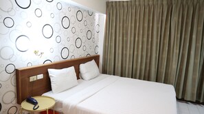 Desk, free WiFi, bed sheets