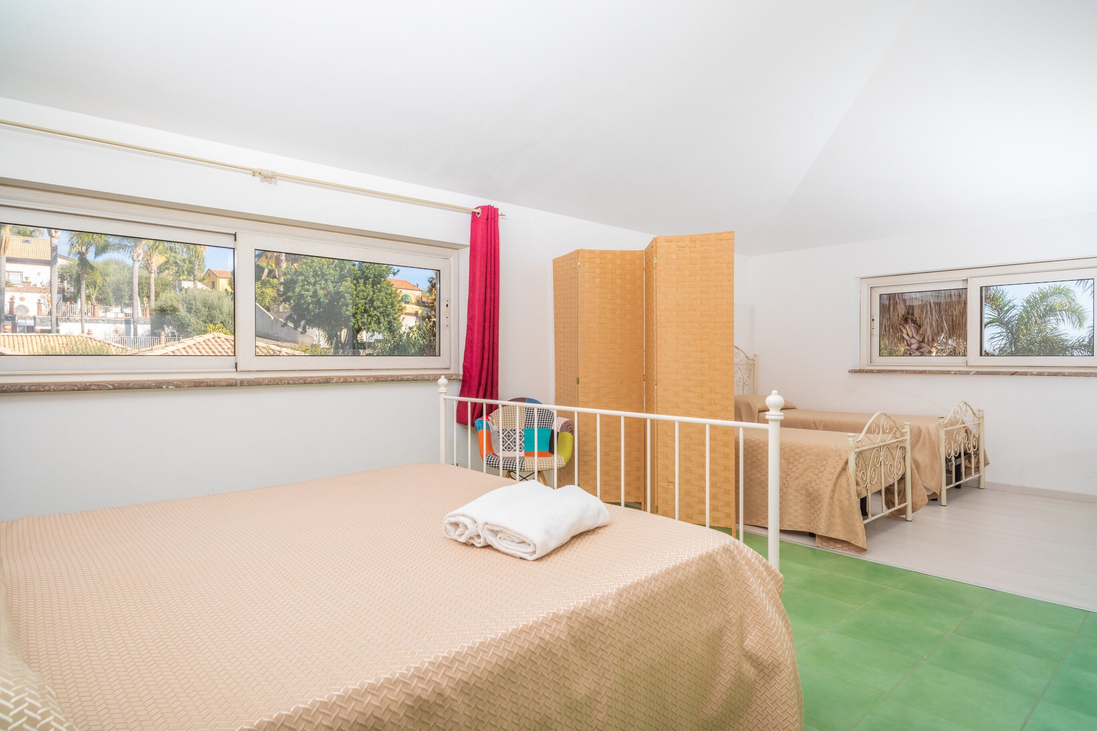 1 bedroom, iron/ironing board, bed sheets