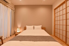 3 bedrooms, iron/ironing board, free WiFi, bed sheets - FL House Naniwachō (Osaka)
