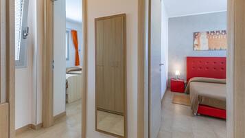 2 chambres, fer et planche Ă repasser, Wi-Fi gratuit, draps fournis