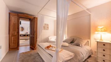 3 chambres, fer et planche à repasser, Wi-Fi gratuit, draps fournis