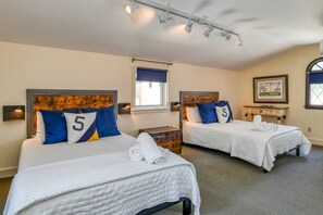 4 bedrooms, iron/ironing board, free WiFi, bed sheets