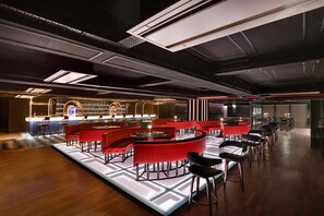 2 quầy bar/khu lounge 