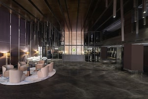 2 bares/lounges