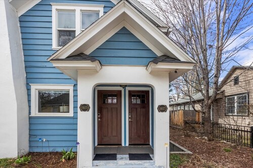 Epic Dog Friendly Location! 2 Blocks to Hyde Park | Spacious Kitchen & Wood Burning Fireplace