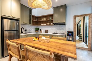 Dining - Feya Living Villa by Betterplace (Jimbaran)