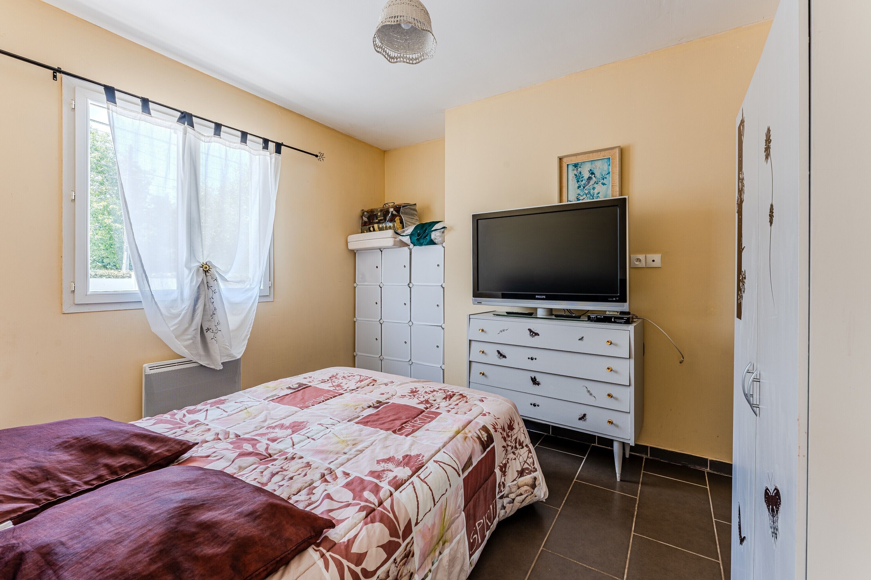 1 chambre, fer et planche à repasser, Wi-Fi gratuit
