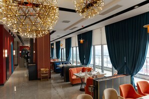 Restaurant - Park Dedeman Almaty (Almaty)