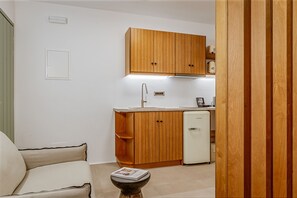 Interior - Apartment In A Hotel 'Makava Suite with Hammam' with Balcony, Wi-Fi and Air Conditioning (Naxos)