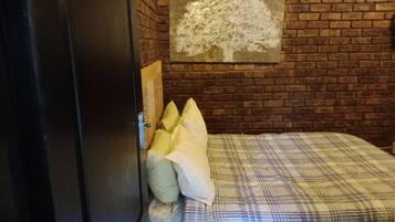 2 chambres, fer et planche Ă repasser, Wi-Fi, draps fournis