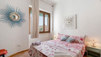 2 Schlafzimmer, Bügeleisen/Bügelbrett
